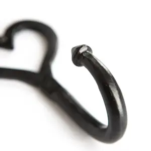 Hammer & Tongs - Single Heart Hook - W65mm x H130mm - Black