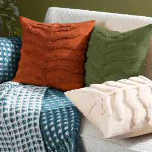 furn. Dakota Tufted Feather Rich Cushion