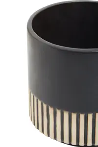 Interiors by Premier Small Ceramic Planter, Modern Black and Gold Planter for Indoor Plants, Drum-shaped Ceramic Planter for Home