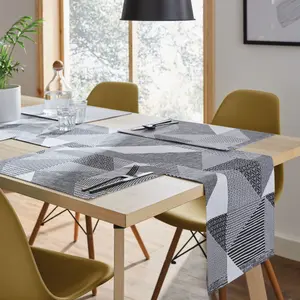 Catherine Lansfield Dining Larsson Geo 33x220 cm Runner Grey