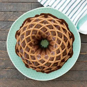 Nordic Ware Jubilee Bundt Pan Gold