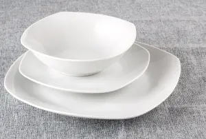 18pc Everyday Square White Dinner Set