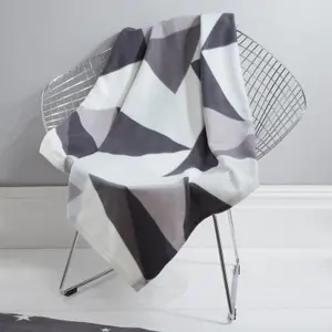 Dreamscene Geometric Shapes Fleece Throw Over Bed Soft Blanket, Grey 120 x 150cm