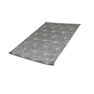 Portland Grey Geometric Large Rug, (L)230cm x (W)160cm