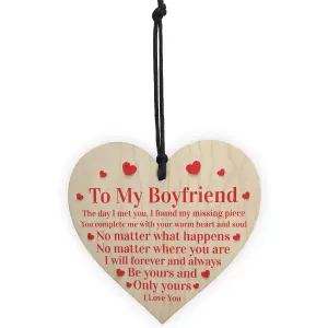 Red Ocean My Boyfriend Valentines Gifts for Him, Couple Gifts for Boyfriend - Wooden Heart Sign,