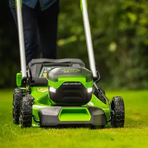 Greenworks 60V 46cm Self Propelled Lawnmower