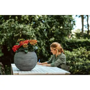 Capi Vase Nature Rib Ball 40x32 cm Anthracite KOFZ270