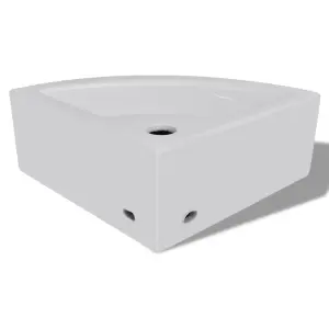 Berkfield Wash Basin with Overflow 45x32x12.5 cm White