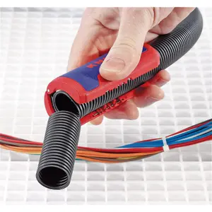 Draper KNIPEX 90 22 02 SB TwistCut Corrugated Pipe Cutter, 100mm 04600