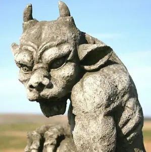 Stone Cast Guardian Gargoyle Statue