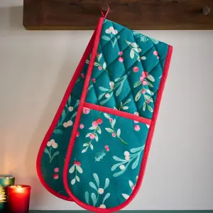 Catherine Lansfield Christmas Holly and Mistletoe Cotton Kitchen Double Oven Glove Green