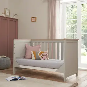 Tutti Bambini Verona Cot Bed Dove Grey/Oak