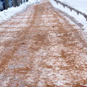 Large 10kg Brown Deicing Rock Salt Grit For Snow & Ice Removal by Laeto Snow Essentials - FREE DELIVERY INCLUDED