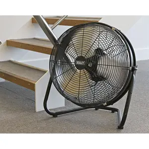 Sealey Industrial High Velocity Floor Fan with Internal Oscillation 18" HVF18IS