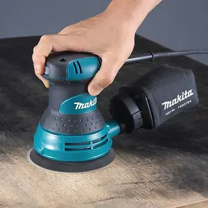 MAKITA BO5031 110v Orbital sander 125mm dia pad