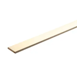 White MDF D-shape Moulding (L)2400mm (W)30mm (T)6mm