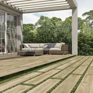 Glade Matt Oak Wood Effect Porcelain Outdoor Tile - Pack of 15, 5.42m² - (L)300x(W)1205mm