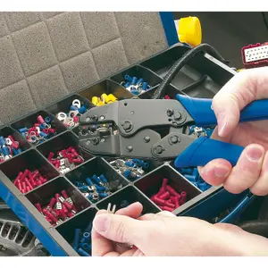 Draper Expert Ratchet Crimping Tool and Terminal Kit 56383