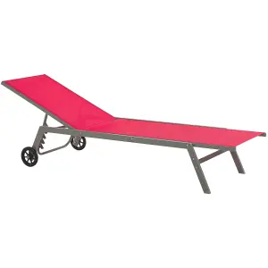 Beliani Modern Sun Lounger Metal Red LEVANZO