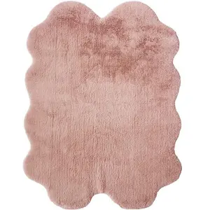 Luxury Soft Feel Faux Fur in Pink