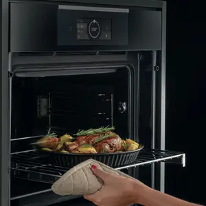 Haier Series 4 HWO60SM5T9BH Built-in Pyrolytic Single Pyrolytic Oven - Gloss black