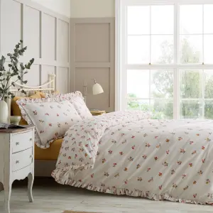 Catherine Lansfield Frill Ditsy Floral Reversible Duvet Cover Set with Pillowcases Cream