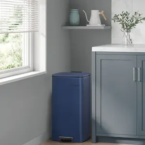 SONGMICS Kitchen Waste Bin, Steel Pedal Trash Can with an Inner Bucket, Soft-Close, Stay Open Function, Midnight Blue