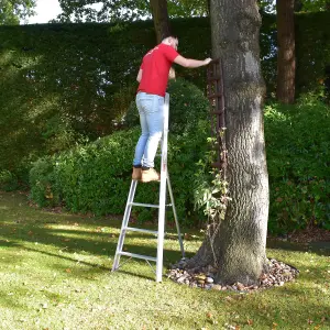 8 Step Home Master Fixed Tripod Gardening Ladder