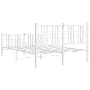 Berkfield Metal Bed Frame without Mattress with Footboard White 120x200cm