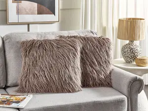 Set of 2 Cushions COROKIA Faux Fur 45 x 45 cm Solid Beige