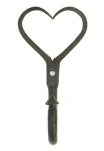 Castelion Wrought Iron Love Heart Hook