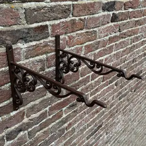 Cast Iron Decorative Hanging Basket Bracket 35cm (Set of 2)