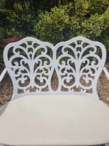 Cast Aluminium Love Seat Bench - White