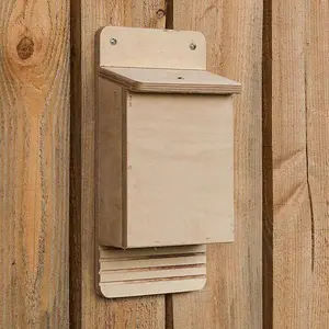 Traditional Bat Box - Plywood - L12 x W16 x H34 cm