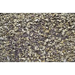 Raspberry Ripple Decorative Chippings Bulk Bag