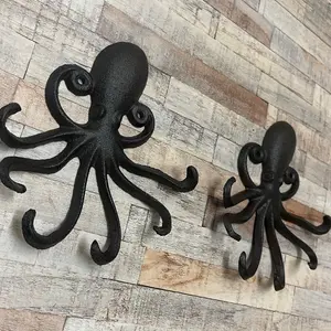 Octopus Wall Hook Rack in Cast Iron (Set of 2)