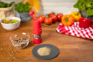 Kuhn Rikon Ratchet Grinder for Salt, Pepper and Spices - Red