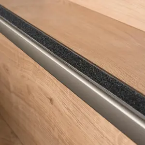 Anodised aluminium anti non slip stair edge nosing trim 900mm x 41mm x 26,6mm A44 champange