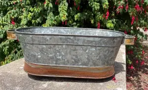 Galvanised Large Metal Planter with Handles Outdoor Garden Flower Pot Trough Ornament