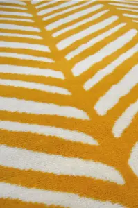 Maestro Collection Herringbone Design Rug in Ochre