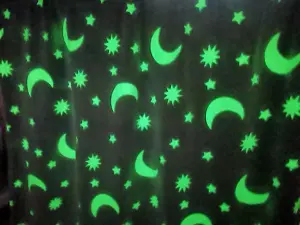 Glow in the Dark Moon Pink Design Fleece Blanket 100 x 150cm