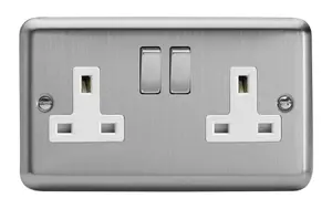 Varilight 2-Gang 13A Double Pole Switched Plug Socket with Metal Rockers Matt Chrome XS5DW