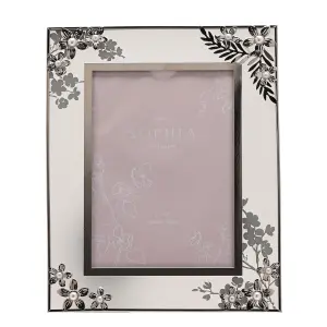 Sophia Classic Silver Daisy Photo Frame 5" x 7"