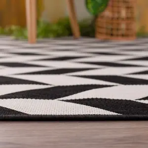 Ecology Collection Outdoor Rugs in Black  600Bl