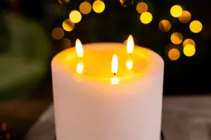 3 Wick LED Candle With Black Stand