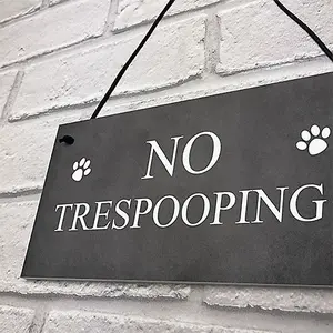 Funny Garden Sign Pet Dog Sign Hanging Door Wall Garden Plaque Shed Sign Home Decor Sign