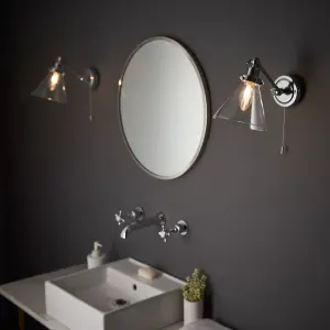 Anson Lighting Valley Bathroom Wall light finished in Chrome plate and clear glass