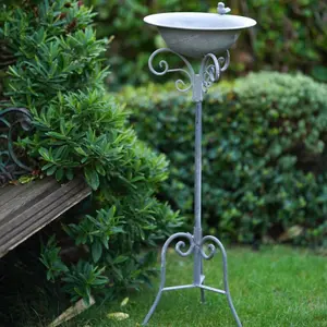 Large Cast Iron Birdbath Wrought Metal Feeder Antique Outdoor Garden Ornament