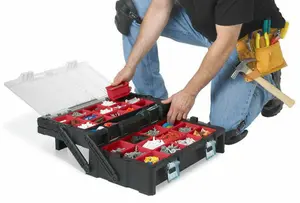 Keter Master Pro Cantilever Tool Box 22