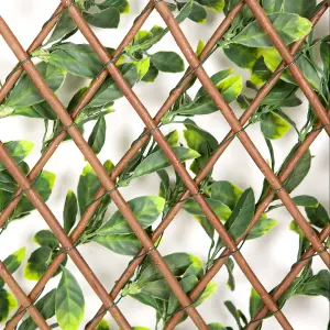 Best Artificial Laurel Leaf Lattice Trellis - Suitable for Outdoor Use - Weather & Fade Resistant